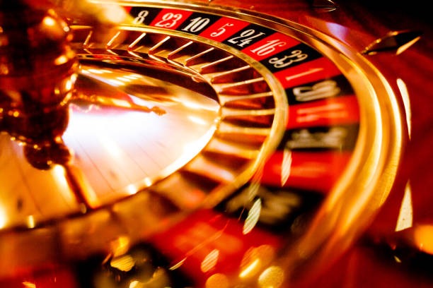 Live game show dealer broadcast Live game show dealer broadcast